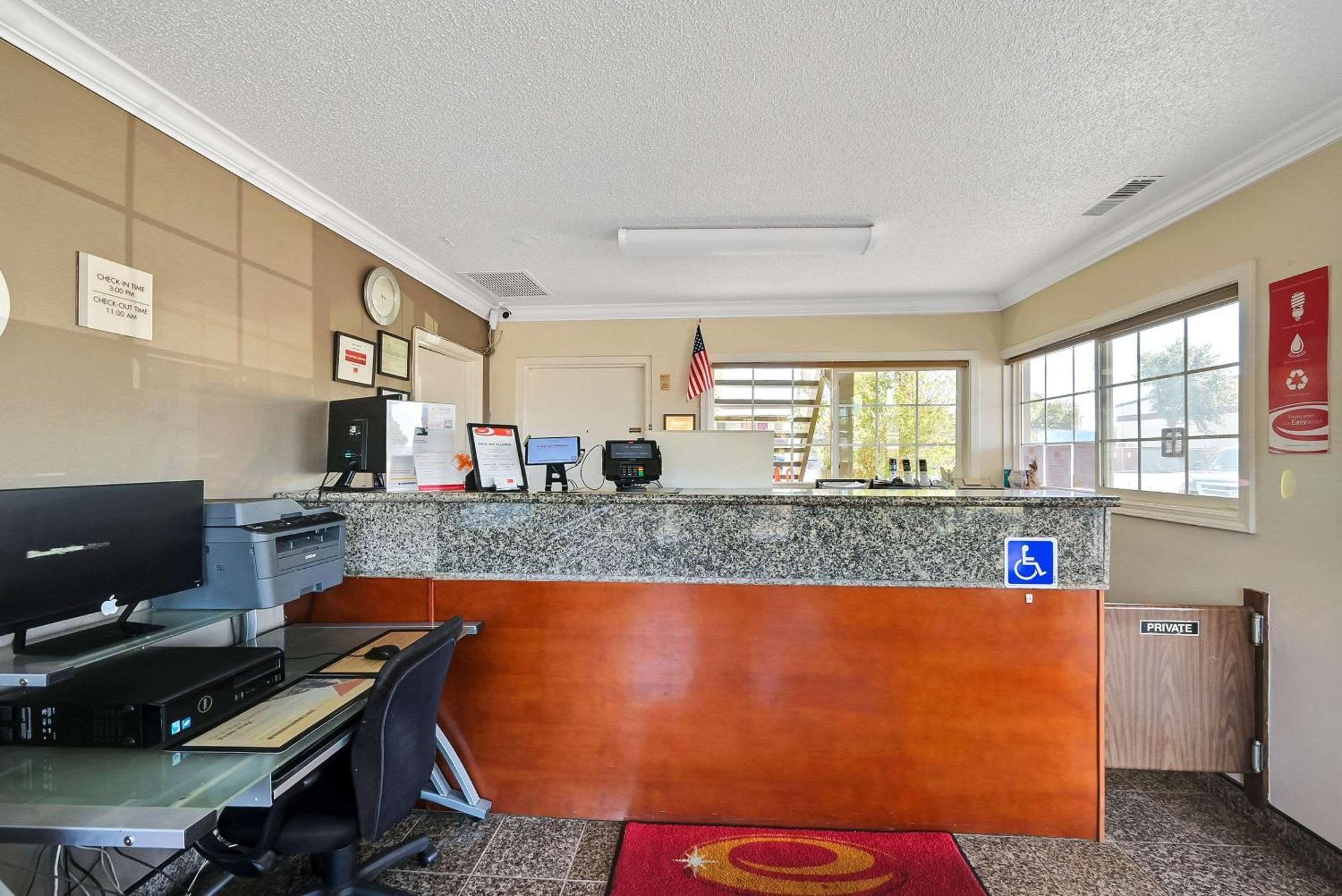 Econo Lodge Woodland Near I-5 Exterior foto